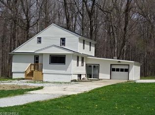 4271 Haig St, Barberton, OH 44203