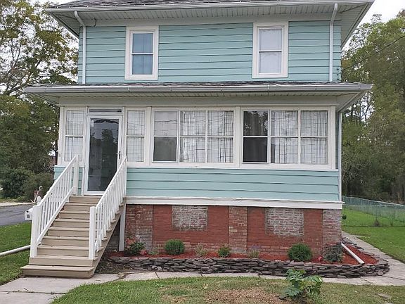 2nd image of 16 Columbia Ave