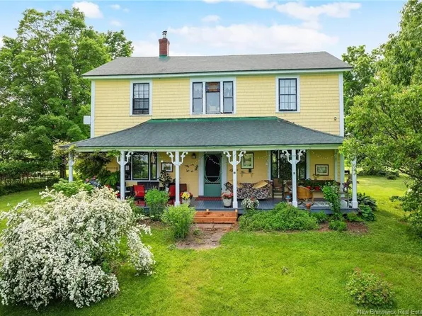 94 Tilley Rd, Gagetown, NB E5M 1B6