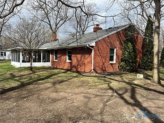 5th image of 4902 E Woodland Dr