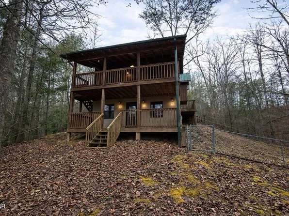 2034 Bales Way, Sevierville, TN 37876