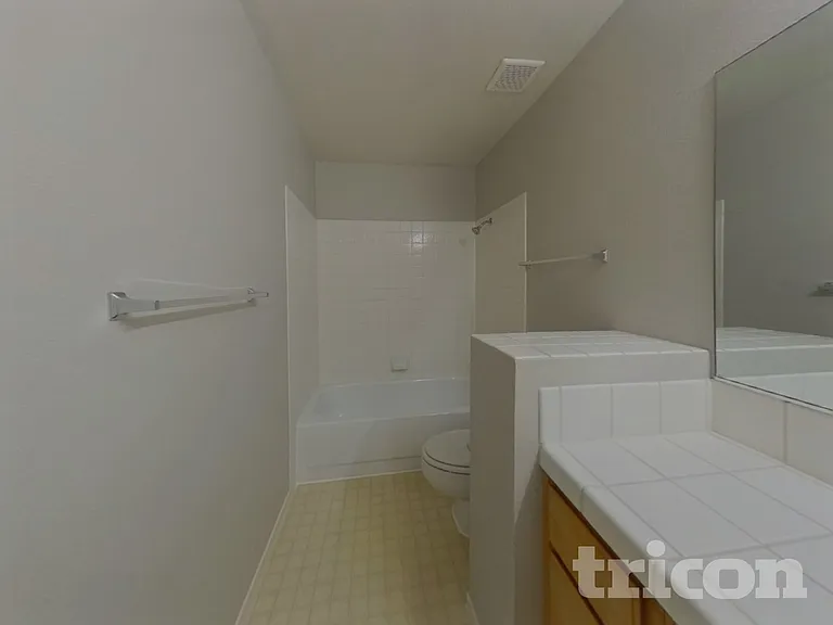 1947 Guinn Dr — Photo 18