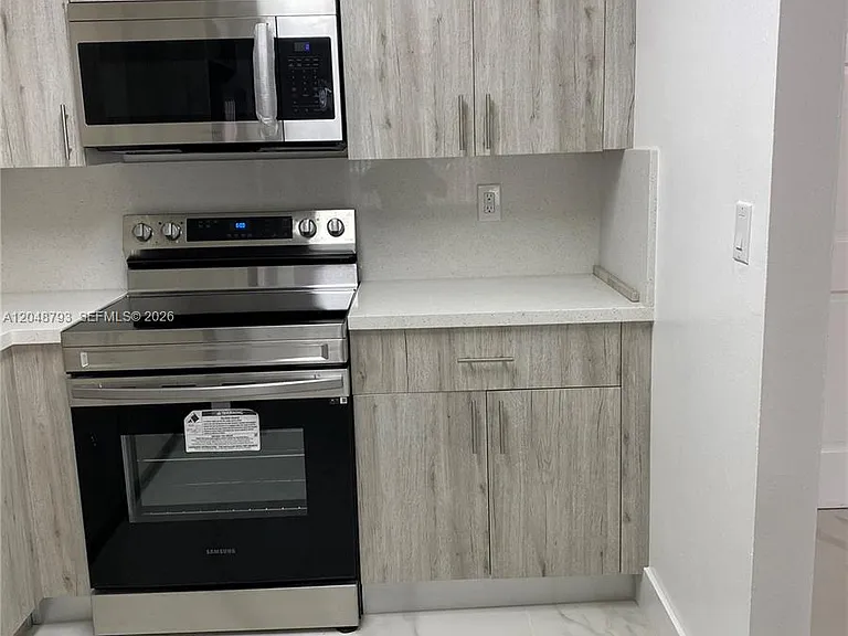 6190 W 19th Ave #206 — Photo 3