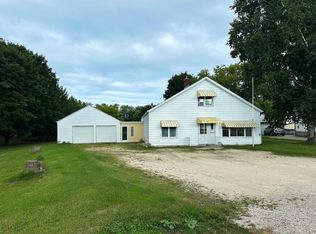 2415 N Rapids Rd, Manitowoc, WI 54220