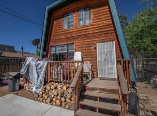 953 Pinon Ln, Big Bear City, CA 92314