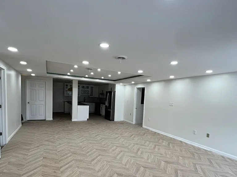 2521 N Main Ave #1 — Photo 6