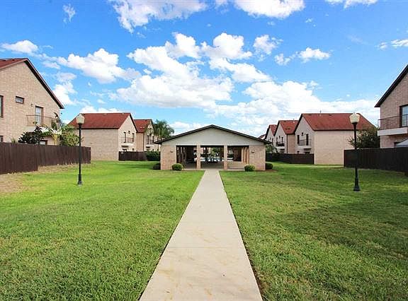 2nd image of 2445 Monarch Dr Unit 304