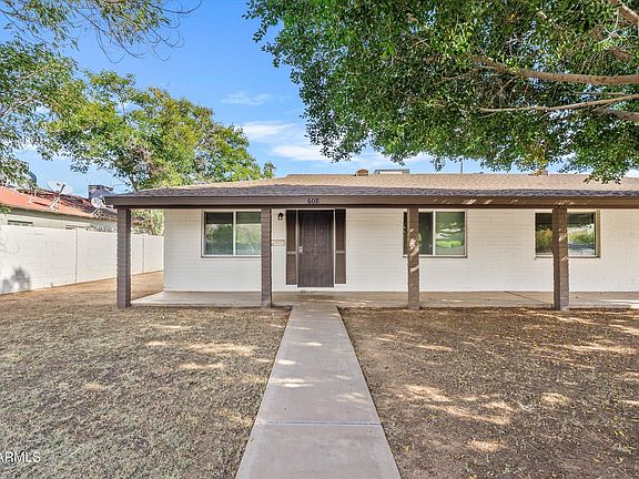 5th image of 610 E SAN JUAN Avenue