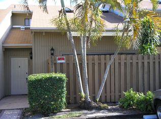 8021 SW 21st Ct, Davie, FL 33324