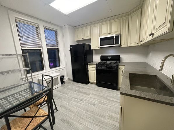 266 Jericho Tpke #2R