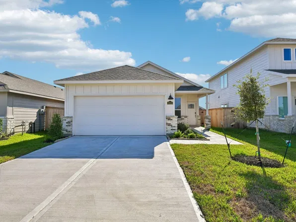 31018 Rivage Beach Dr, Huffman, TX 77336