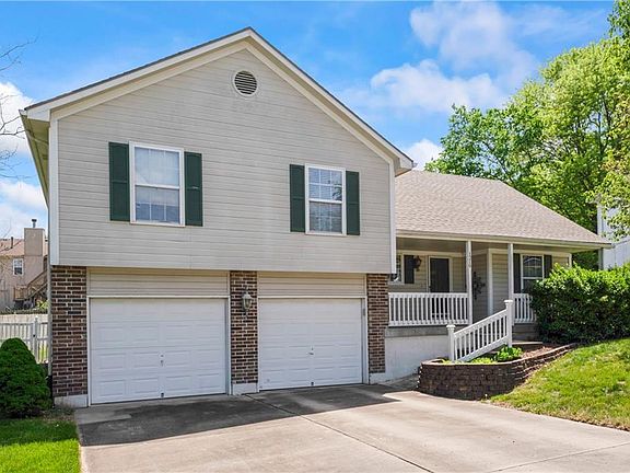 2nd image of 1219 Lone Star Ct