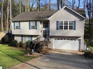 780 Fort Prince Blvd, Wellford, SC 29385