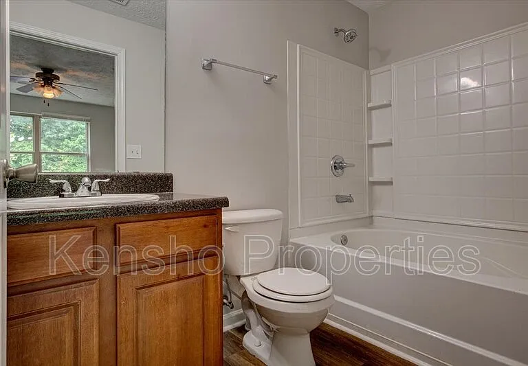 5302 Fairington Club Dr — Photo 18