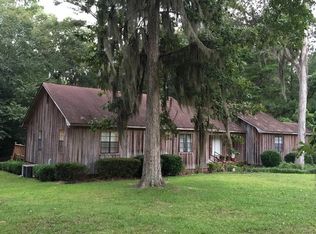 205 Robin Hood Rd, Thomasville, GA 31792