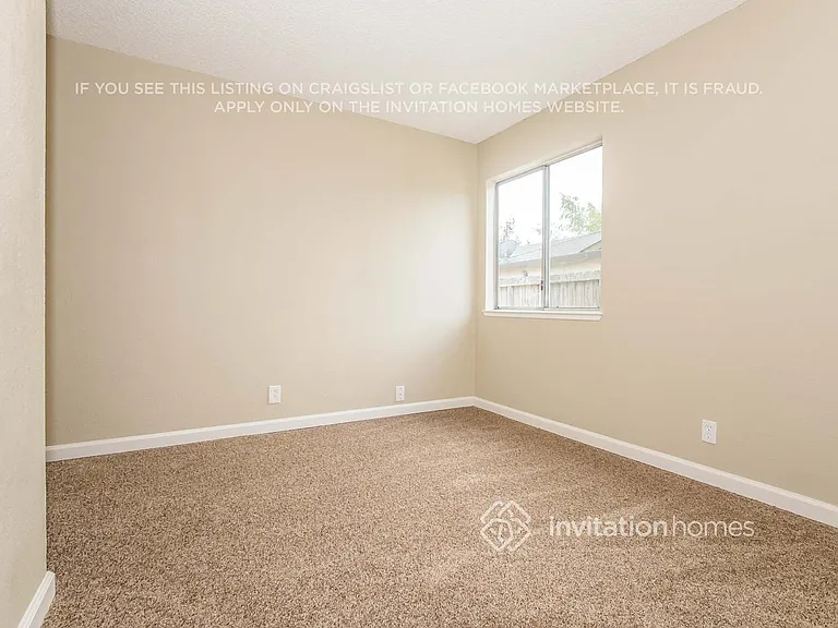 375 Notre Dame Dr — Photo 16