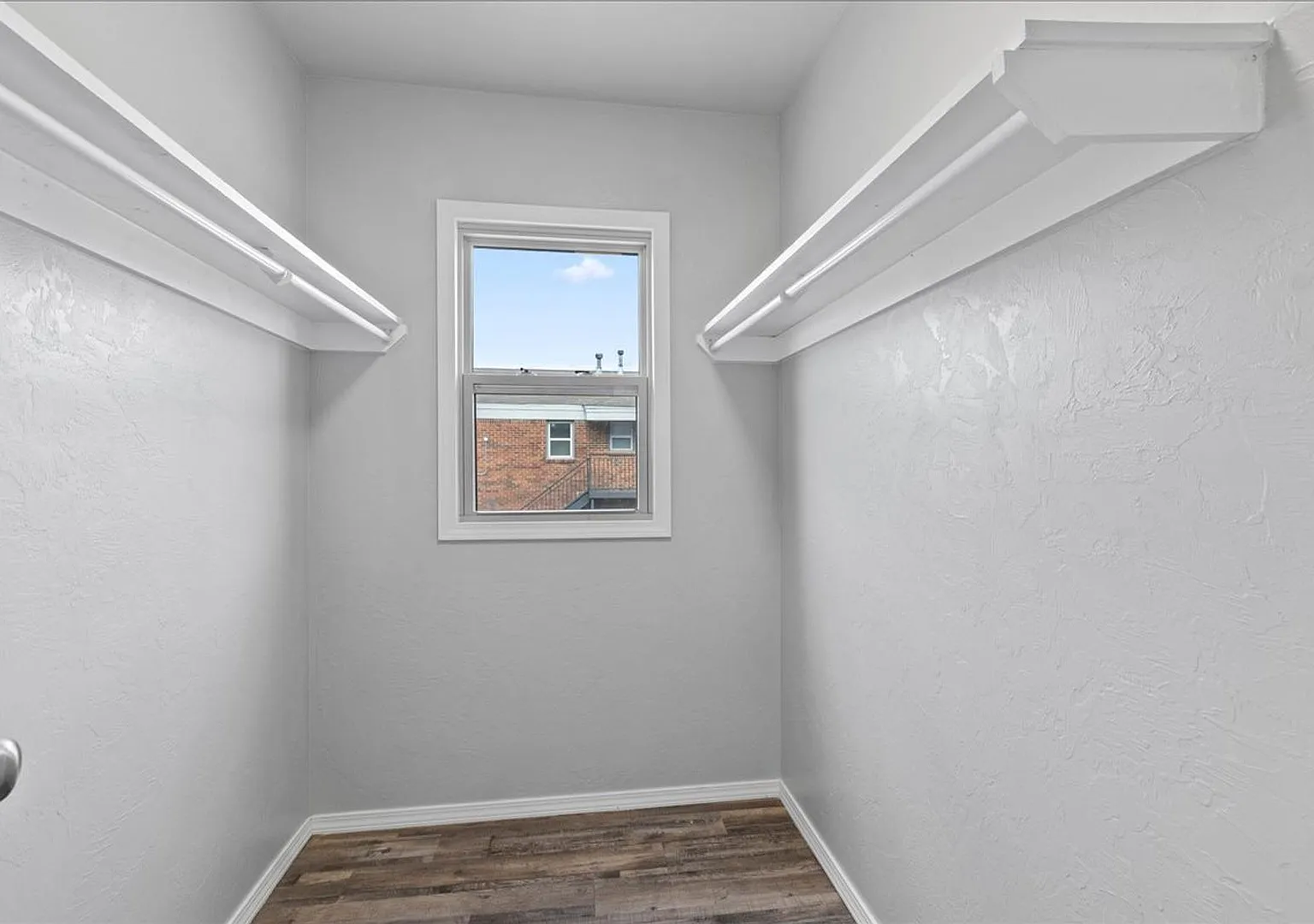 4610 N Classen Blvd — Photo 4
