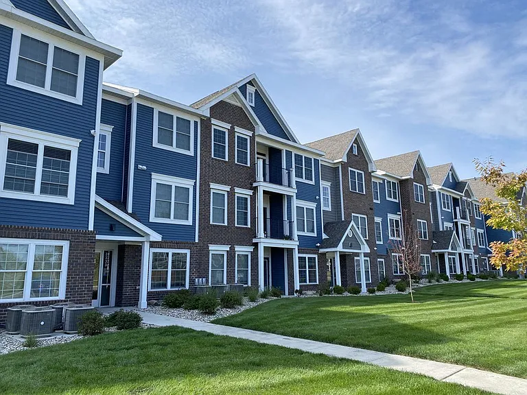 Meadowbrooke Apartment Homes — Photo 139