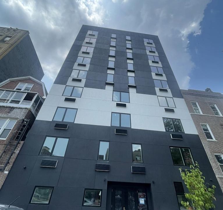 1st image of 3187 Grand Concourse #3C