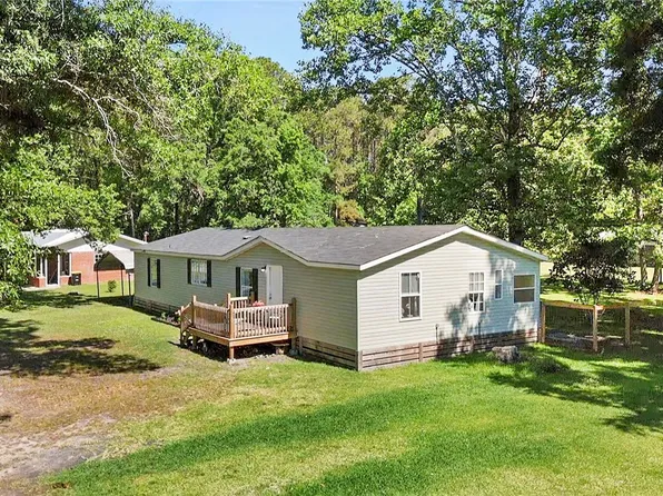 1067 Oak St NW, Townsend, GA 31331