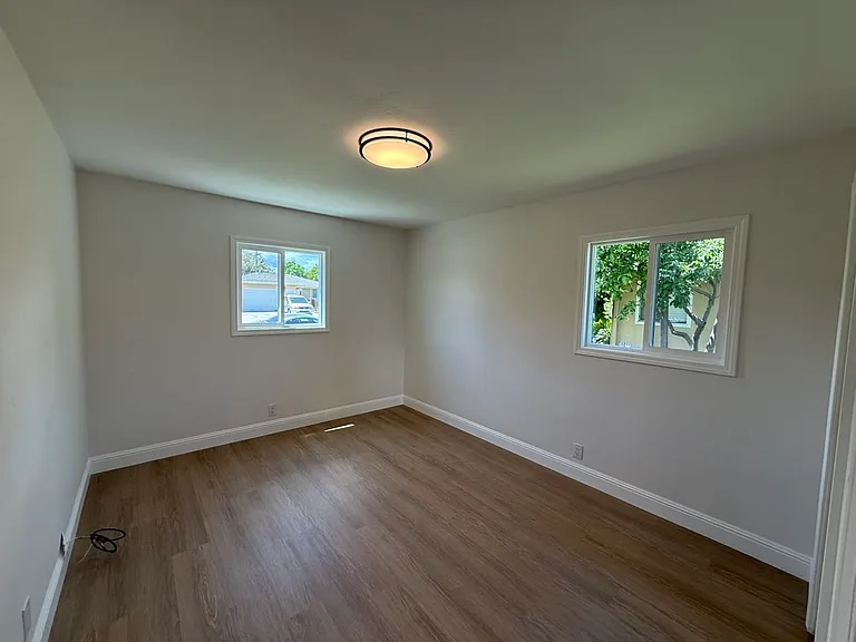 251 Del Norte Ave — Photo 8
