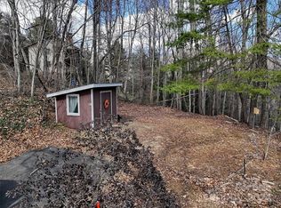 96 Kammerer Dr #5&6, Waynesville, NC 28785