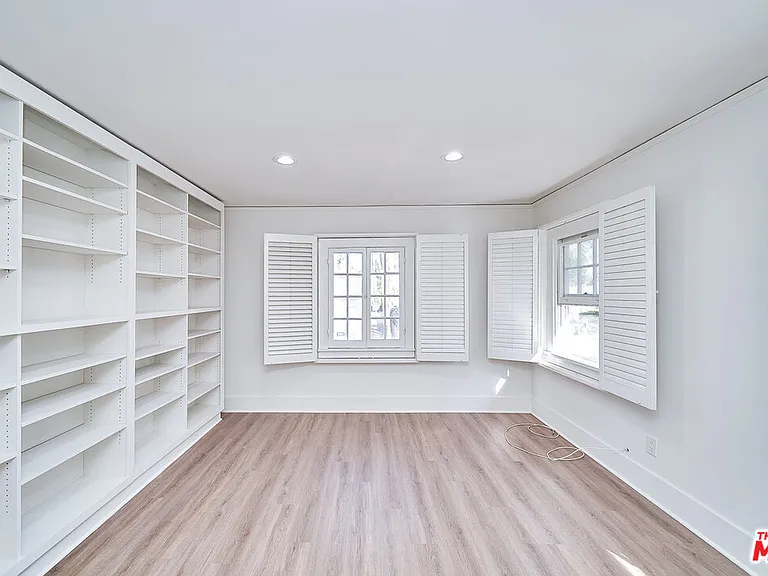 830 S Norton Ave — Photo 13