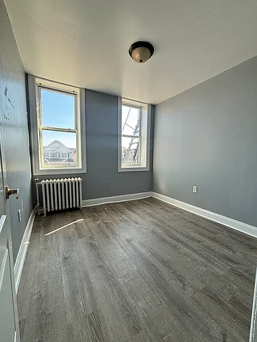 403 Avenue C Photo 1