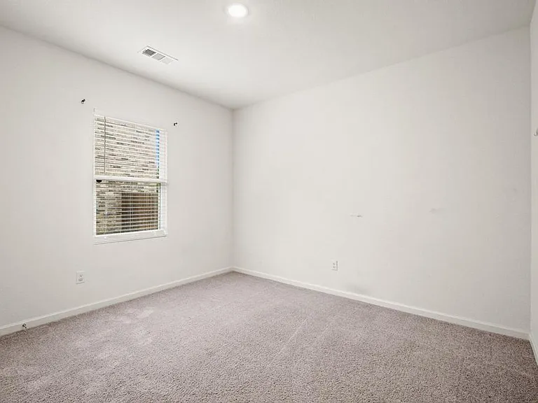 2421 Frio River Rd — Photo 18