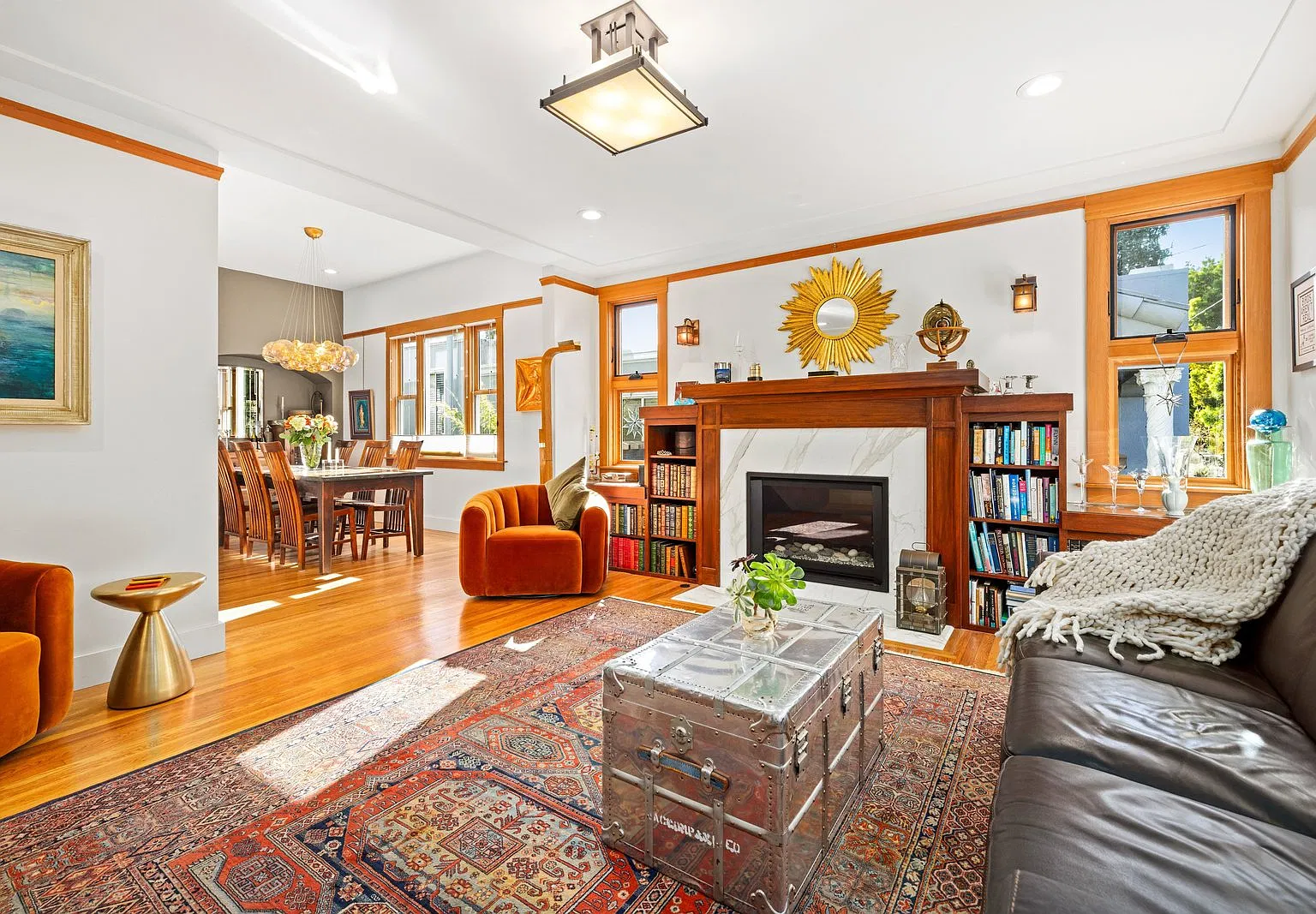 4 bed, 3.5 bath, 2200 sqft, $9,498 — Photo 4