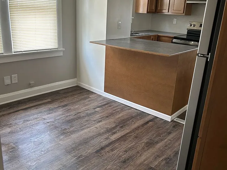 211 Carnegie Ave — Photo 16