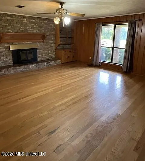 1056 Broken Arrow Ln — Photo 2