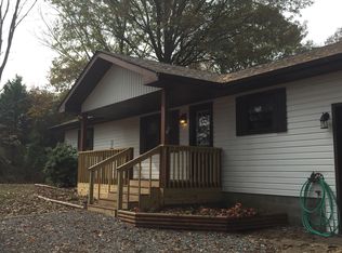 9035 Sunnybrook Rd, Marion, IL 62959