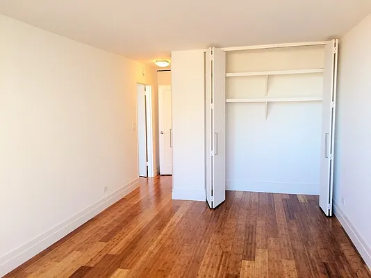 Rented by Nest Seekers International | media 3