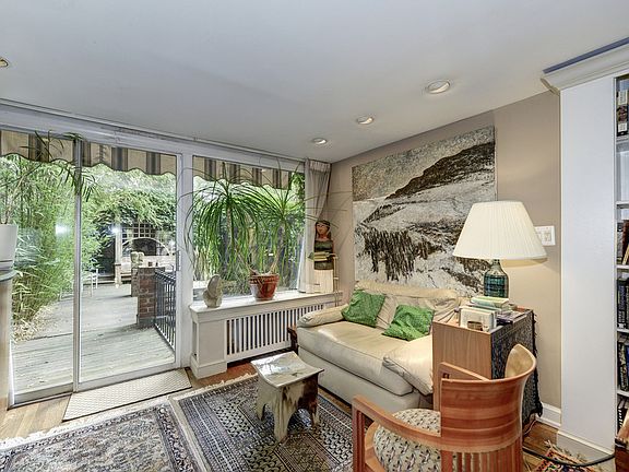 Living Room - Level 2
