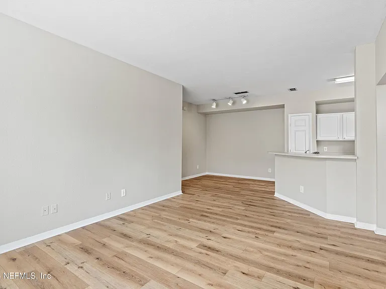 13700 Richmond Park Dr N #701 — Photo 5