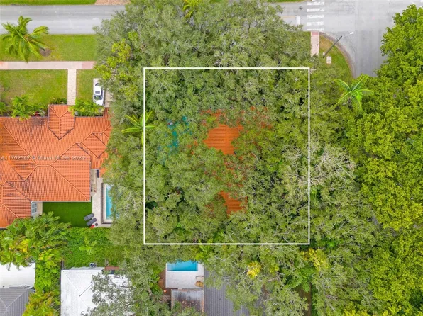 5111 Maggiore St, Coral Gables, FL 33146