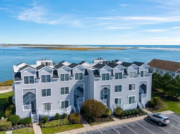 400 E Marina Ct, Wildwood, NJ 08260