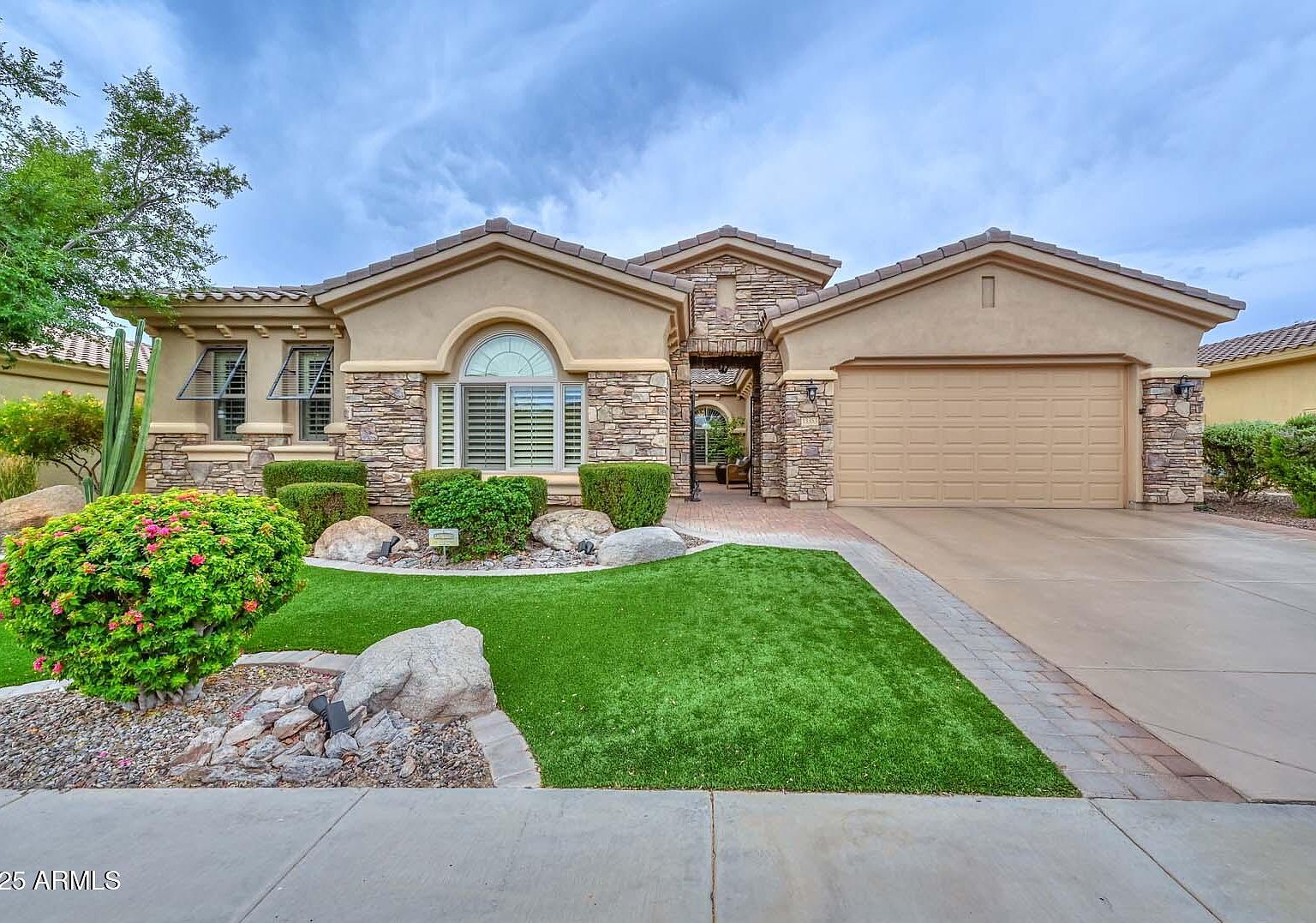 ★SALE★訳あり格安★オロロフ★カタルニア風景★リトグラフ★シリアルナンバー★ 13353 W Gloria Ln, Peoria, AZ 85383 | Zillow