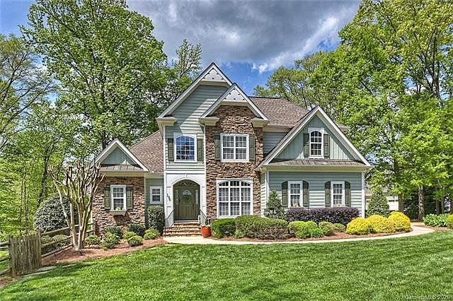 1st image of 196 Sunstede Dr