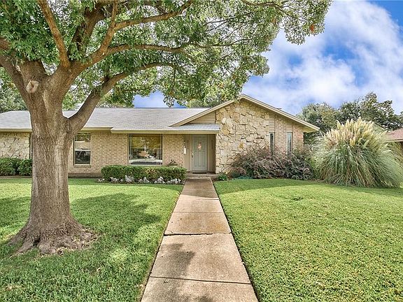 2nd image of 3111 Whitemarsh Cir