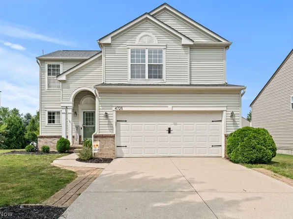 4725 Haughton Ct, Stow, OH 44224