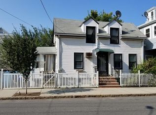 16 Orange St, Chelsea, MA 02150