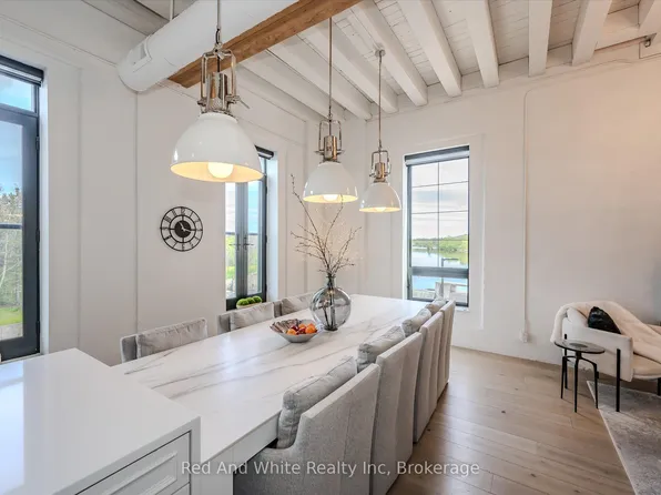 19 Guelph Ave #308, Cambridge, ON N3C 1A2