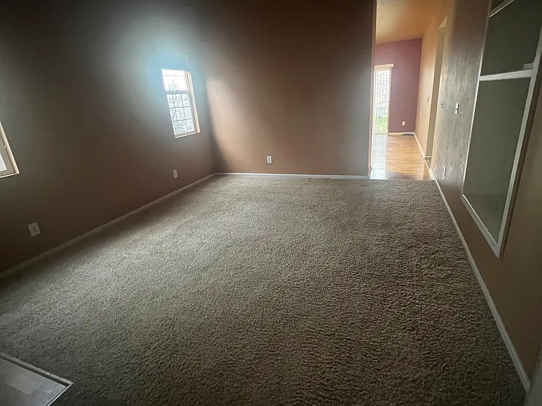 18521 E Harvard Dr — Photo 6