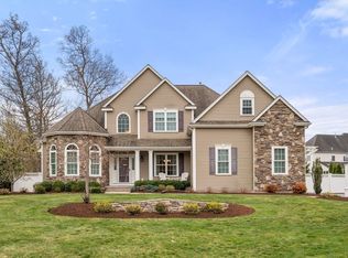 31 Chickadee Way, North Attleboro, MA 02760