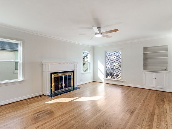 2nd image of 4521 Mockingbird Ln