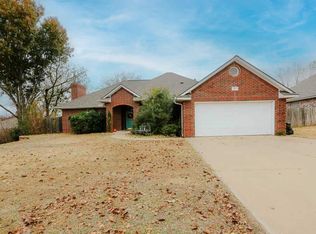 903 Stoneridge Dr, Stillwater, OK 74074