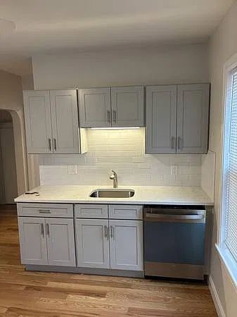 2 bed, 1000 sqft, $2,700 — Photo 4
