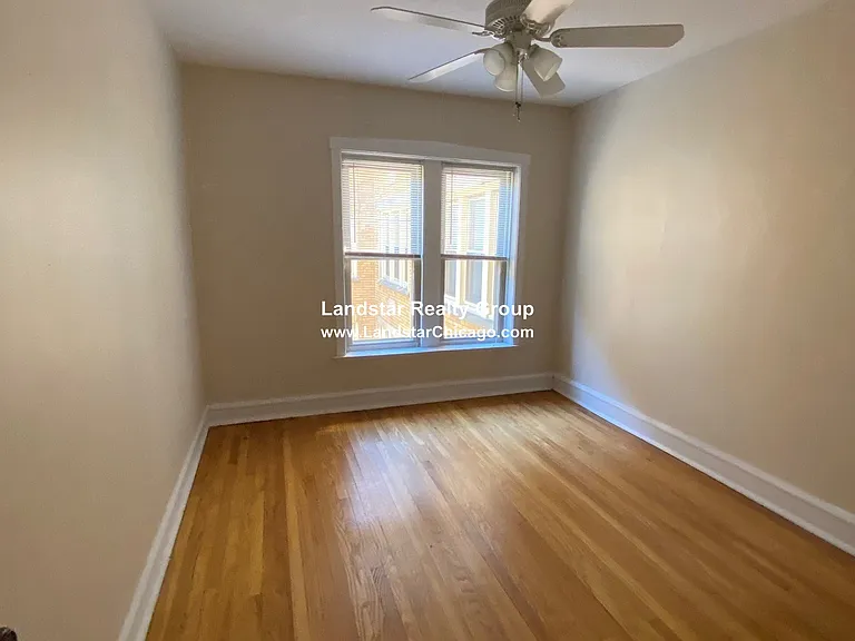 1967 W Foster Ave #3 — Photo 5
